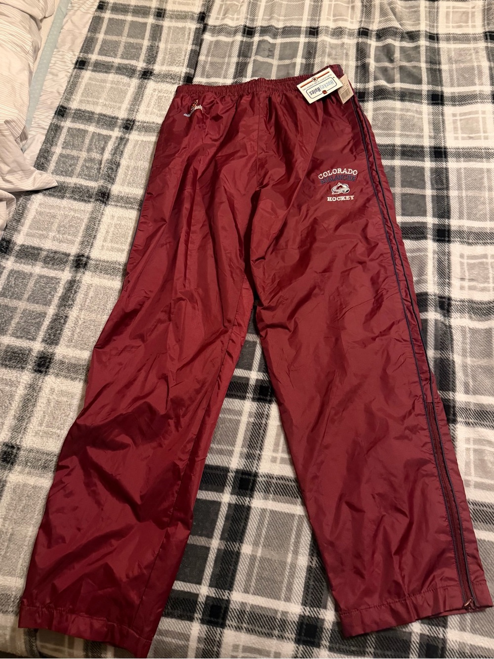 NWT Colorado Avalanche HockeyBugs NHL Windbreaker Track Pants Men’s M Zip Leg